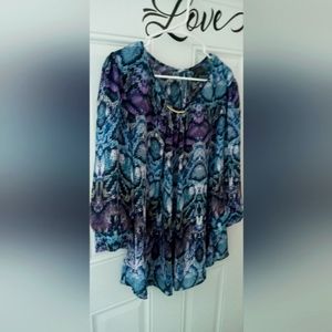 Beautiful pullover blouse